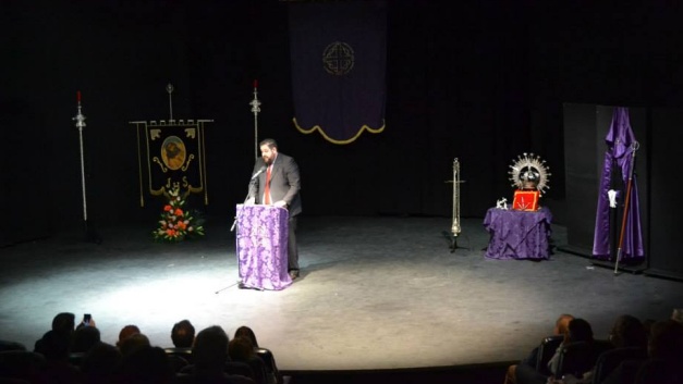 José Miguel Alonso Castilla pronunciando el pregón. // Foto: Daniel López